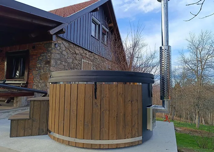 Haus In Sleme Skradsko Mit Whirlpool Und Parkplatz By Interhome Case de vacanță *